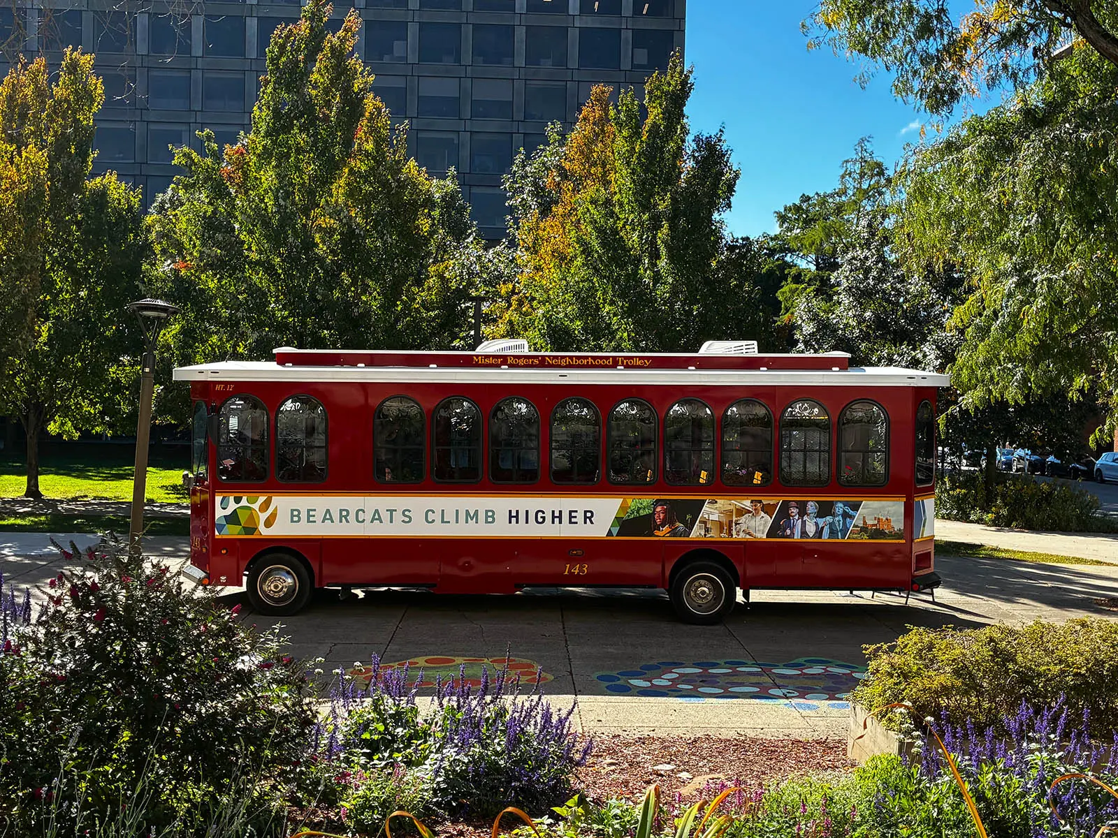 St Vincent trolley web